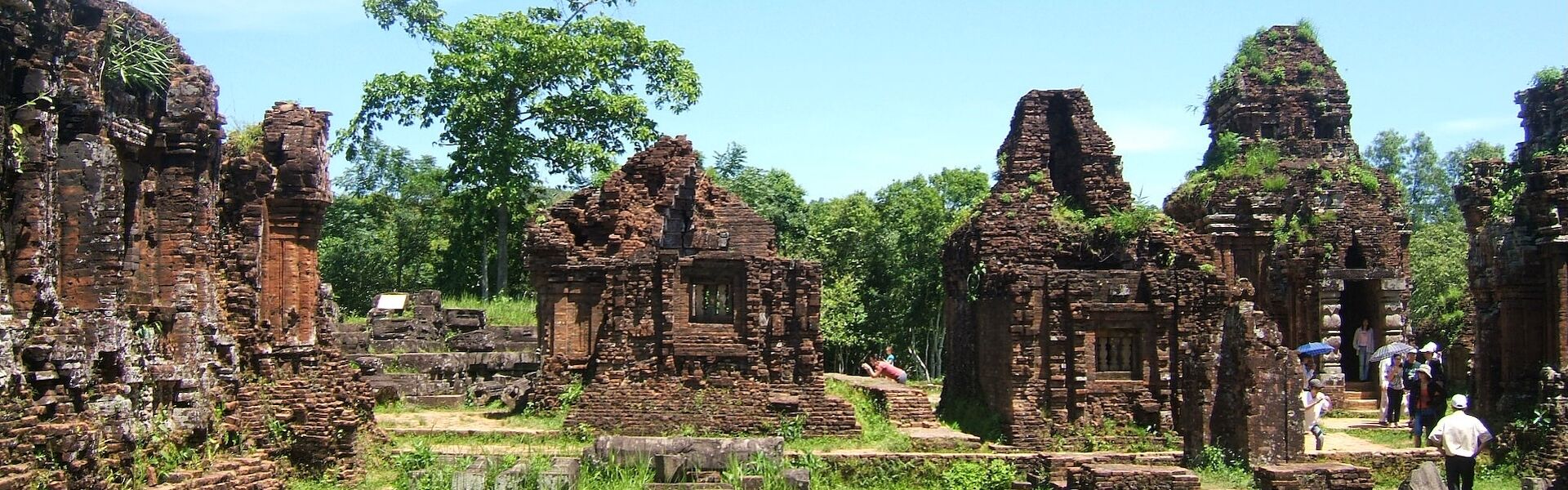 My Son Sanctuary and Tourists